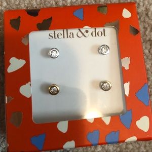 Stella and Dot Earrings